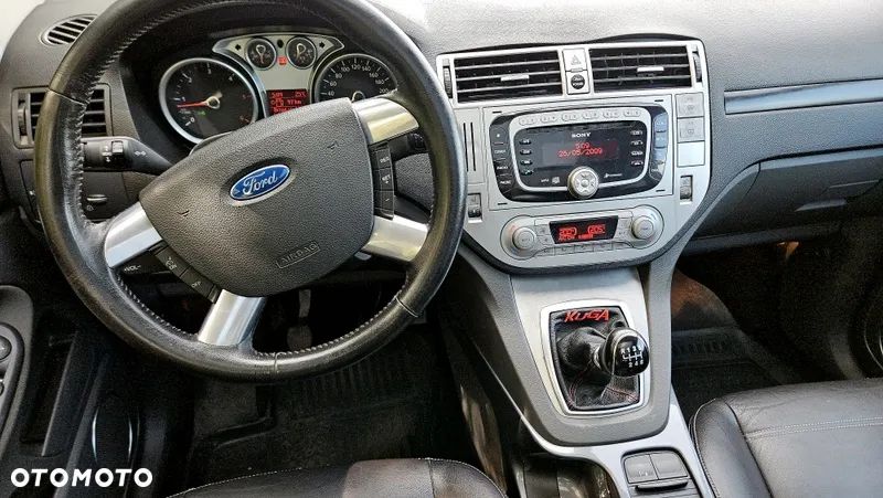 Ford Kuga 2.0 TDCi Titanium - 21