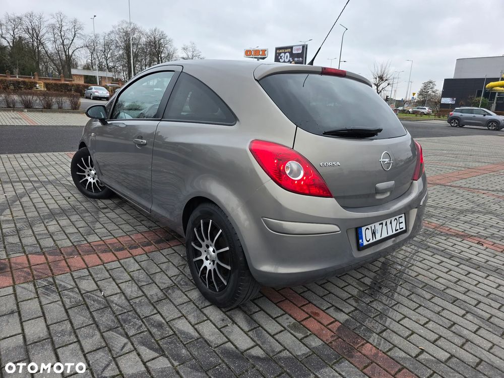 Opel Corsa 1.4 16V Enjoy - 3