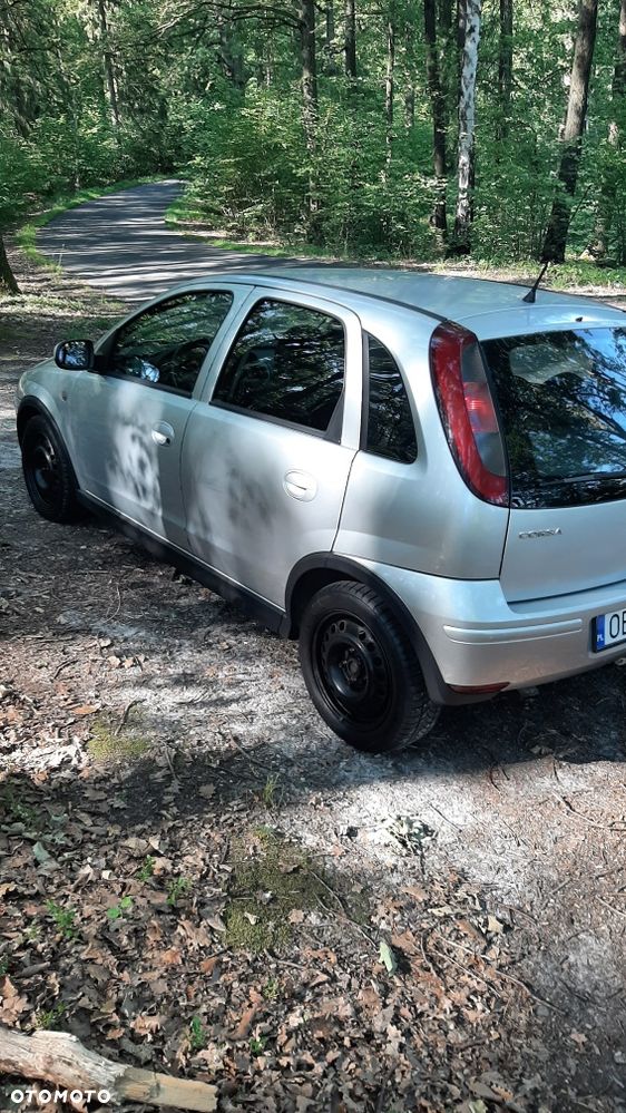 Opel Corsa - 4
