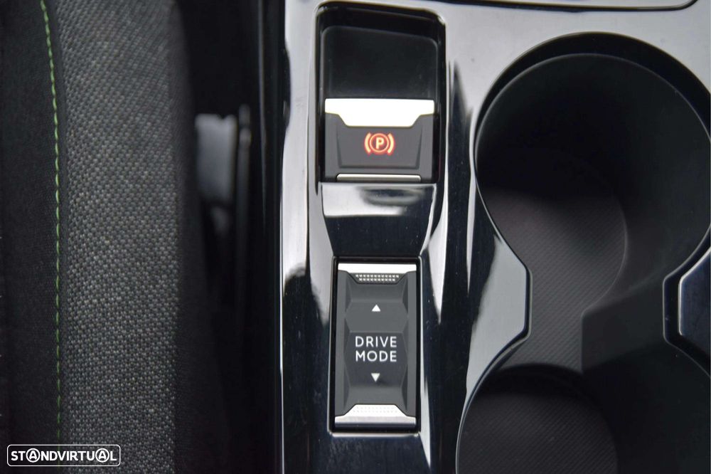Peugeot e-2008 54 kWh Active - 24