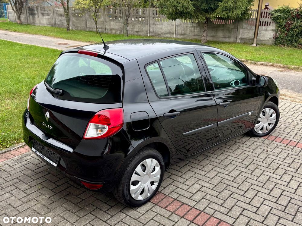 Renault Laguna dCi 180 FAP GT - 3