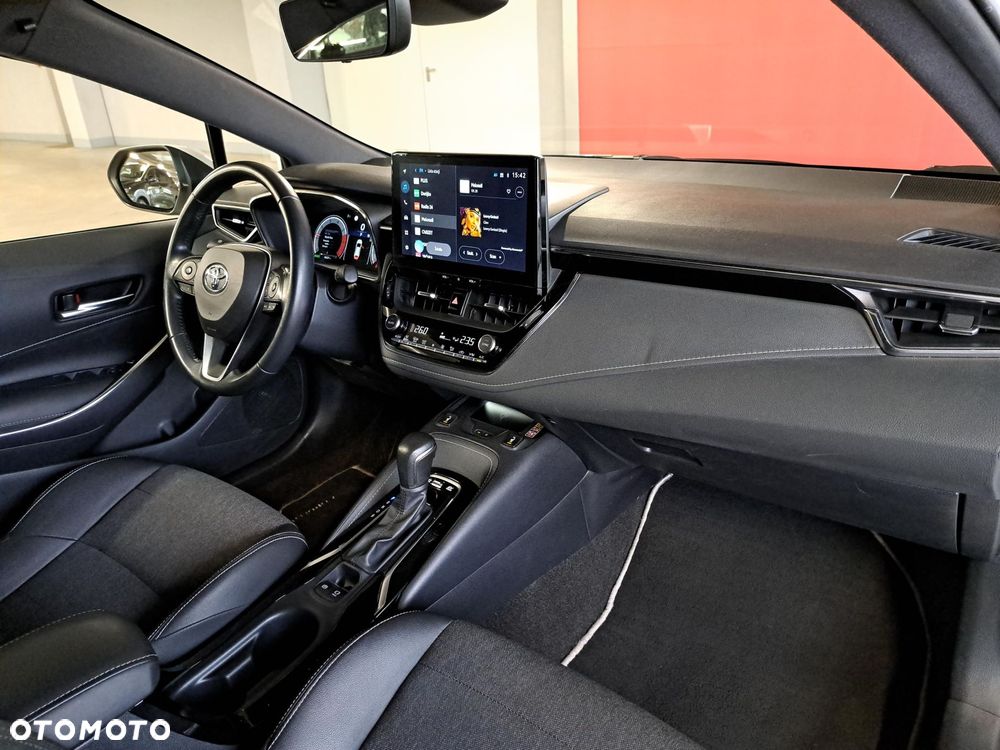 Toyota Corolla 1.8 Hybrid Style - 11