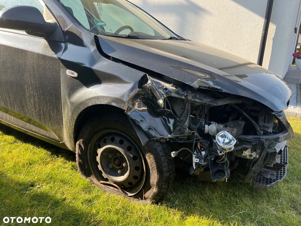 Kia Ceed 2.0 crdi Optimum + - 15