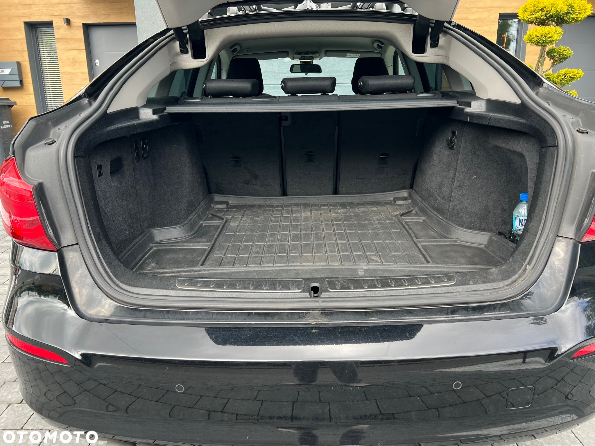 BMW Seria 3 320i - 16