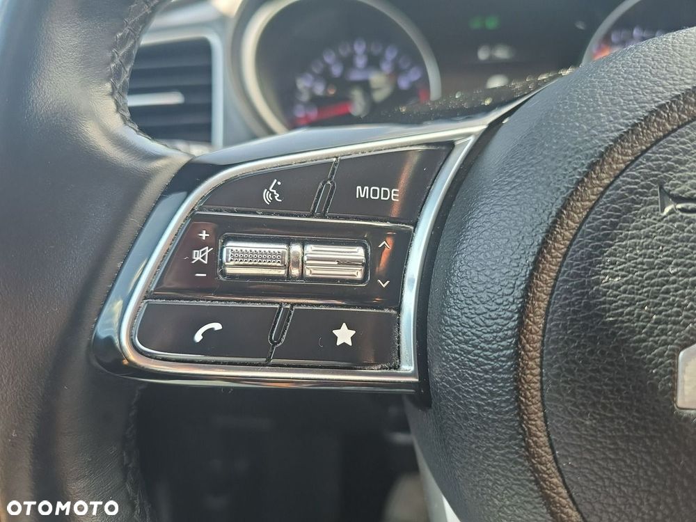 Kia Ceed - 22