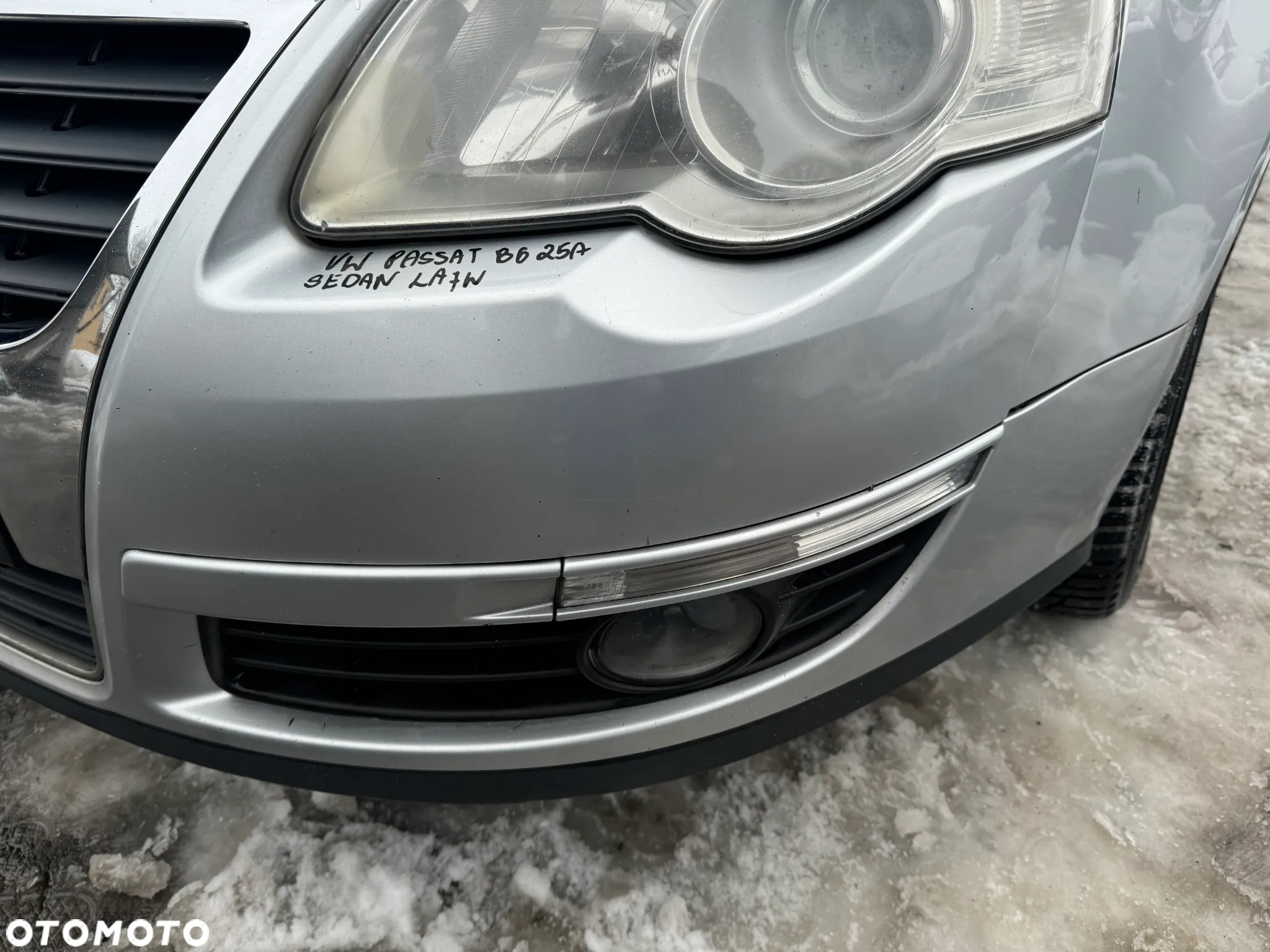 VW PASSAT B6 ZDERZAK PRZÓD PRZEDNI LA7W - 10