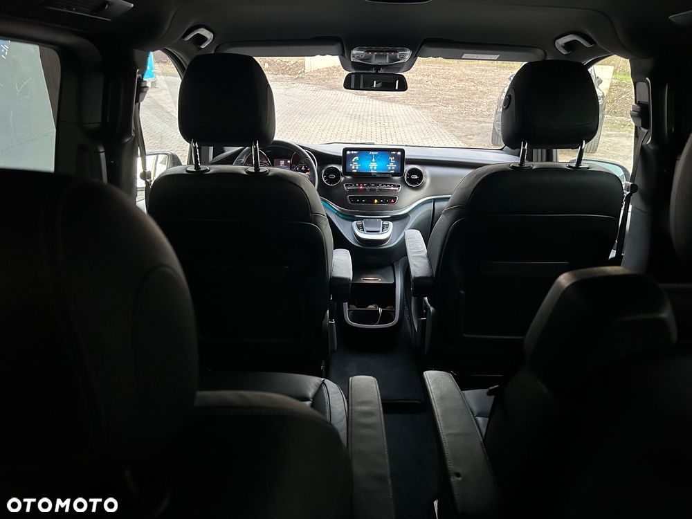 Mercedes-Benz Klasa V 300 d lang 4Matic 9G-TRONIC Avantgarde - 21