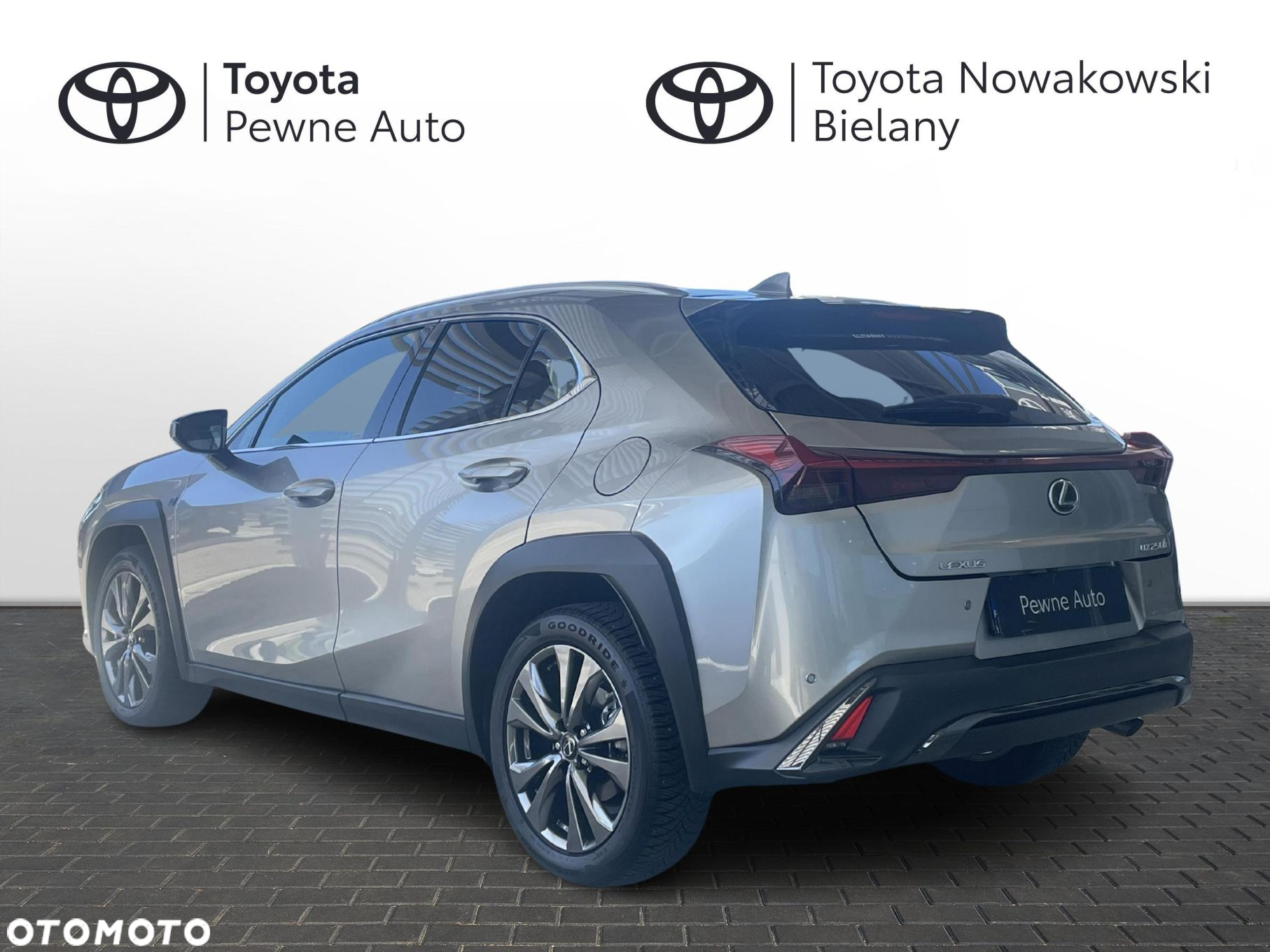 Lexus UX - 3