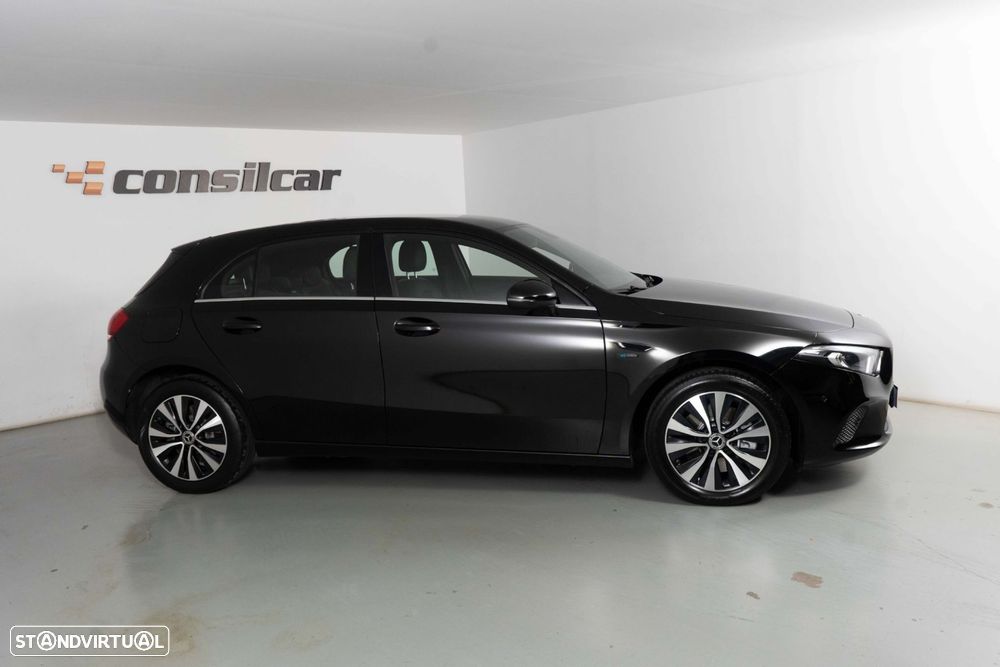 Mercedes-Benz A 250 e - 9