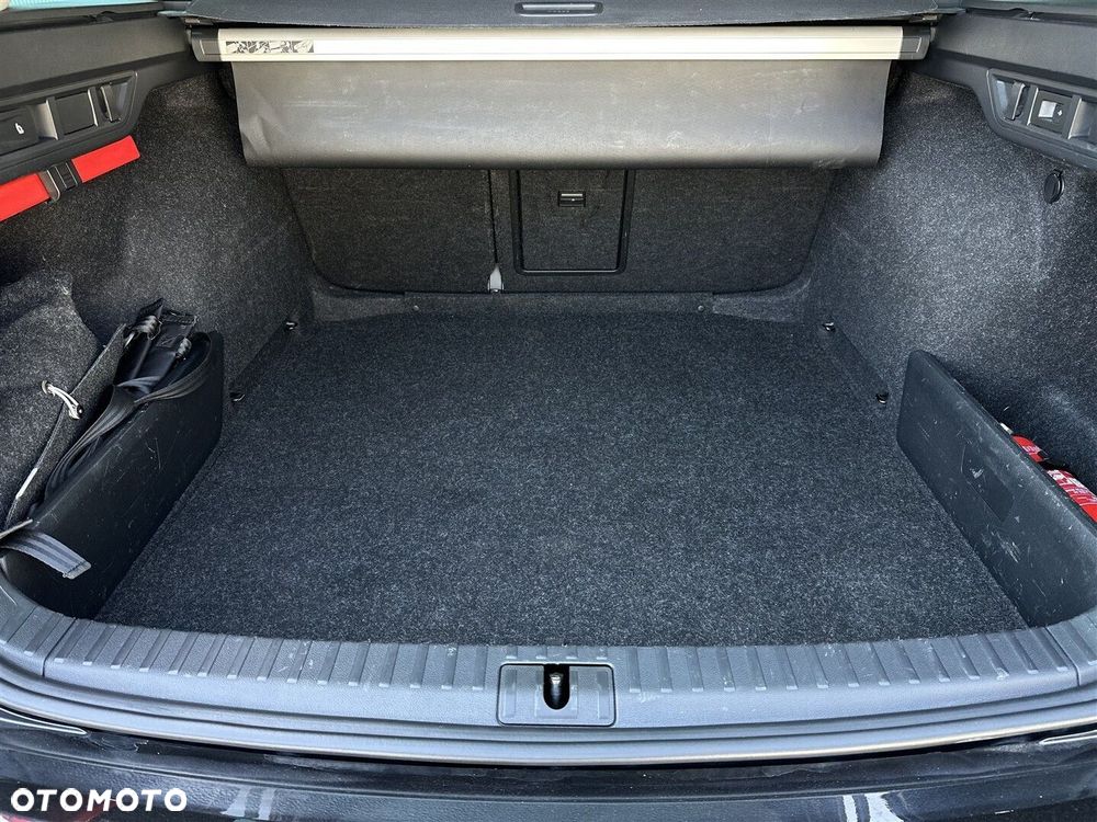 Skoda Octavia 2.0 TDI 4x4 Scout DSG - 11