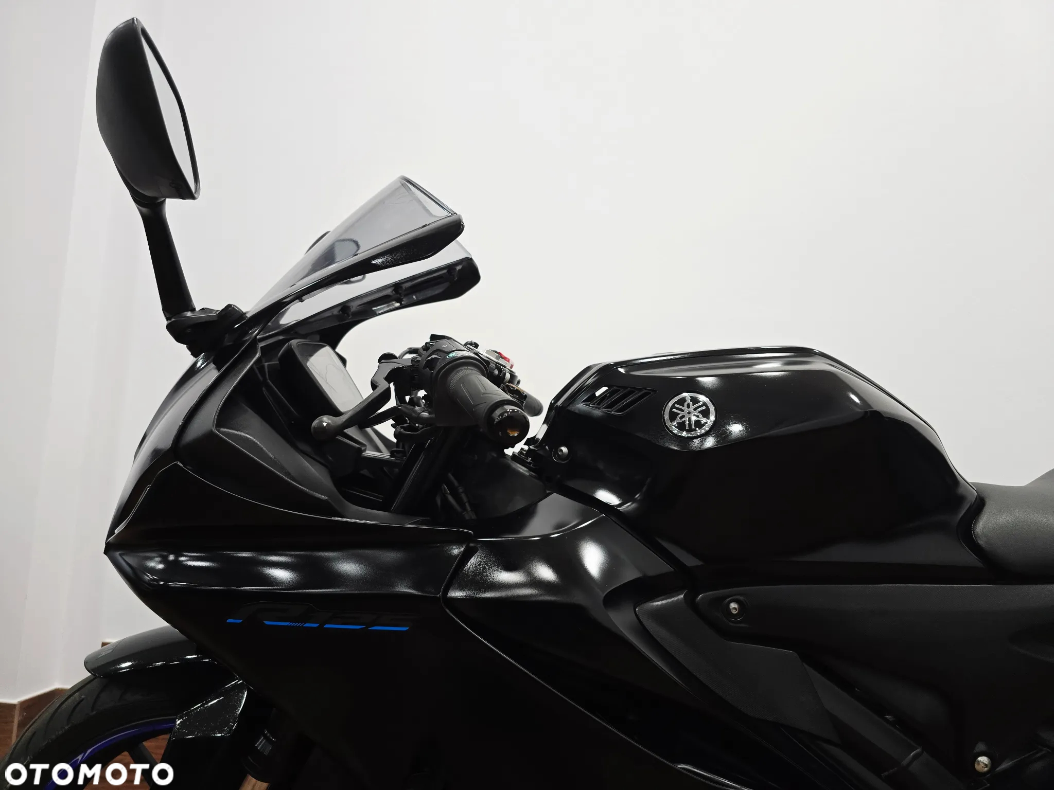 Yamaha YZF - 13