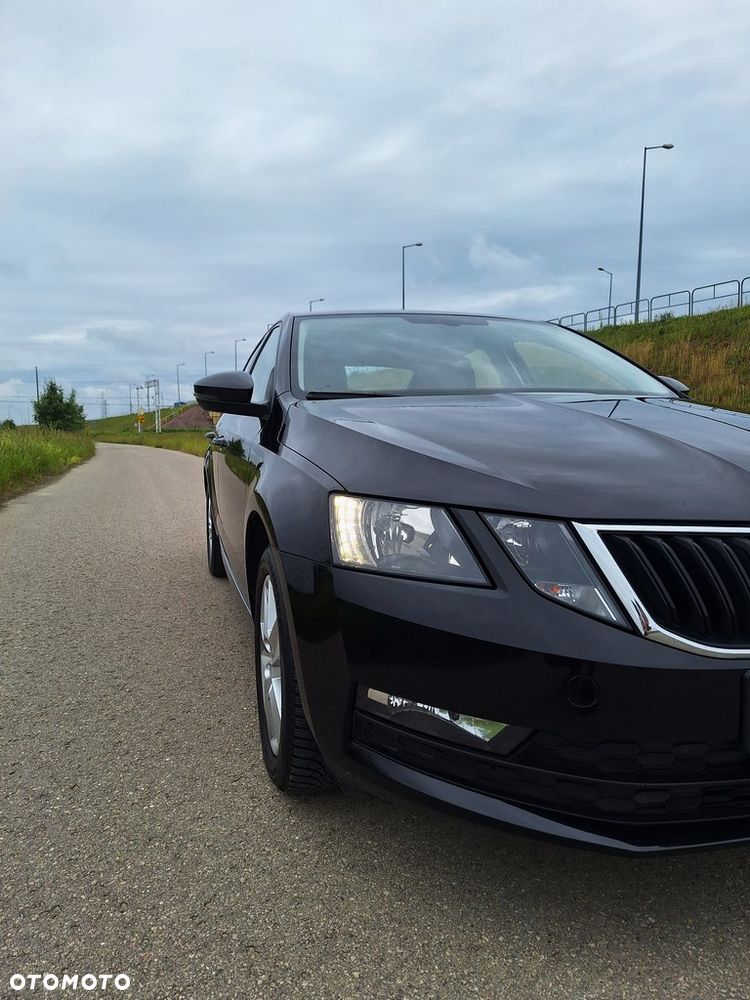 Skoda Octavia 1.6 TDI Ambition - 24