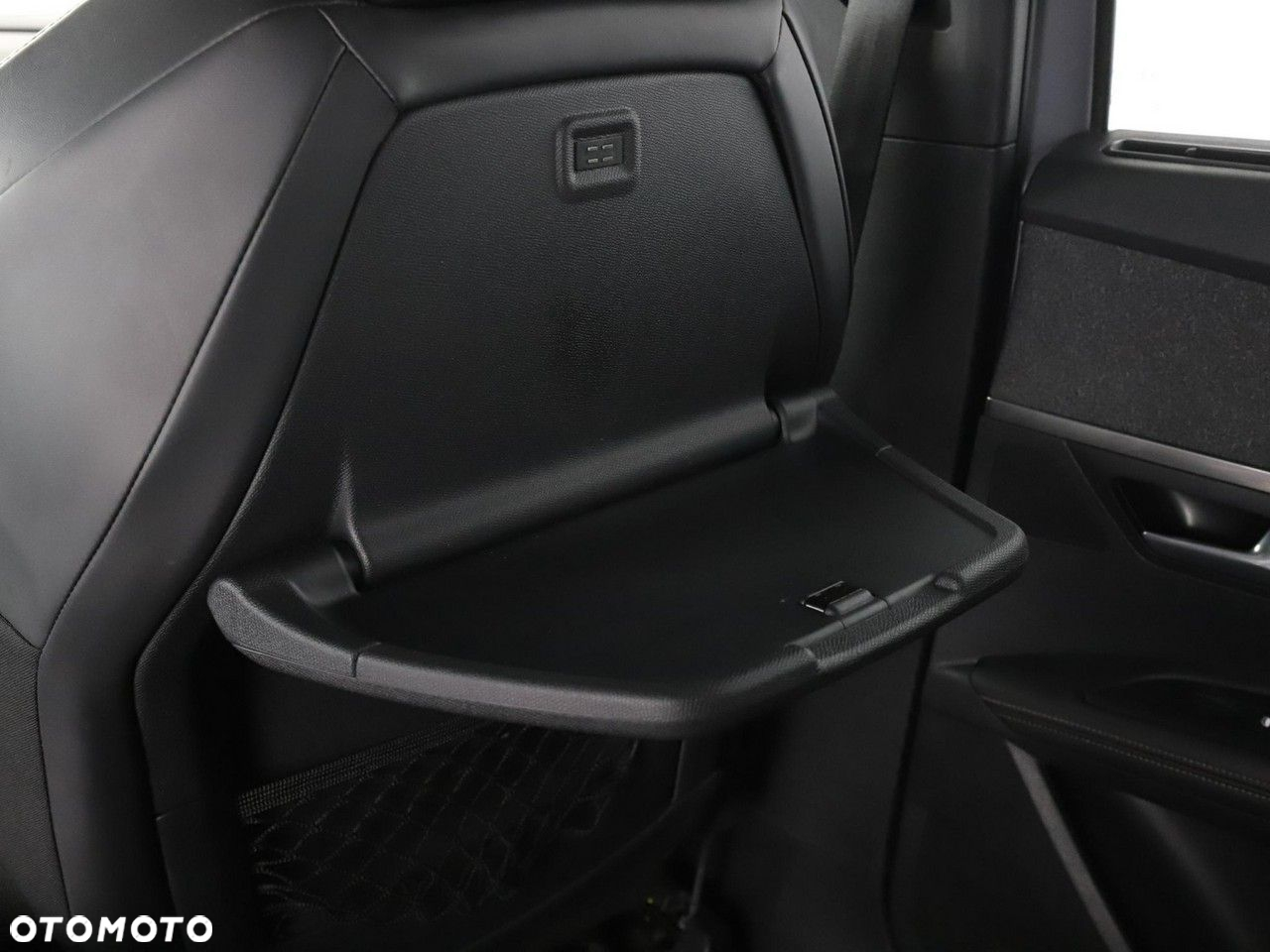 Peugeot 5008 2.0 BlueHDi Style 7os - 38