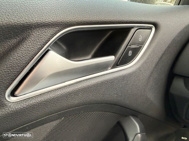 Audi A3 1.6 TDI S tronic design - 20