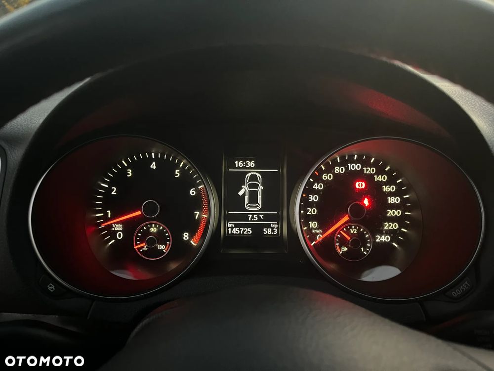 Volkswagen Golf 1.2 TSI BlueMotion Technology Comfortline - 22