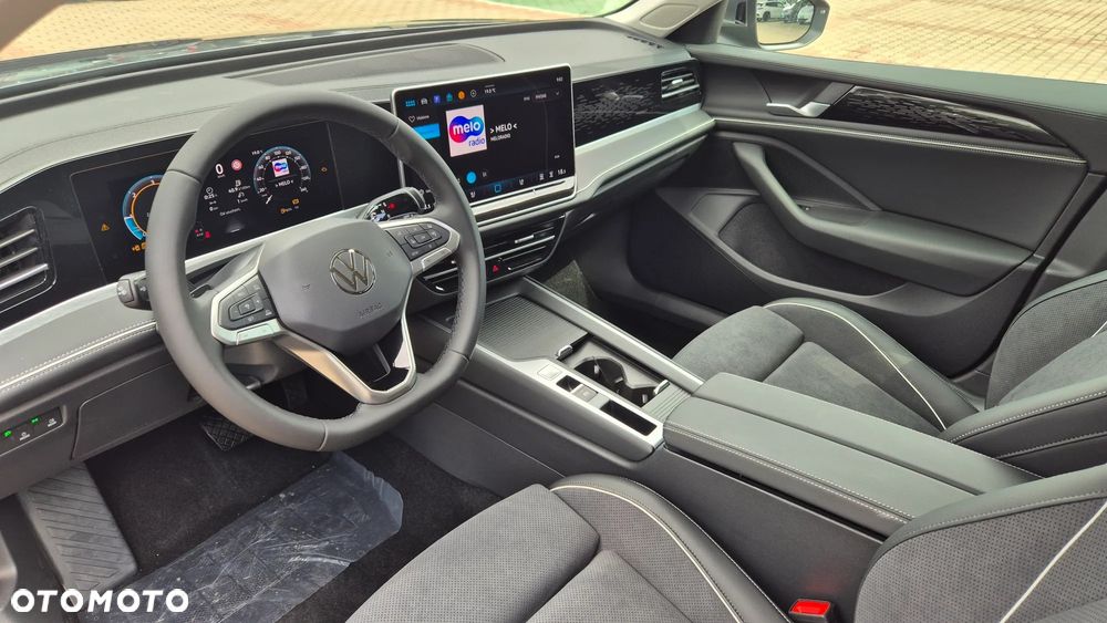 Volkswagen Passat - 10