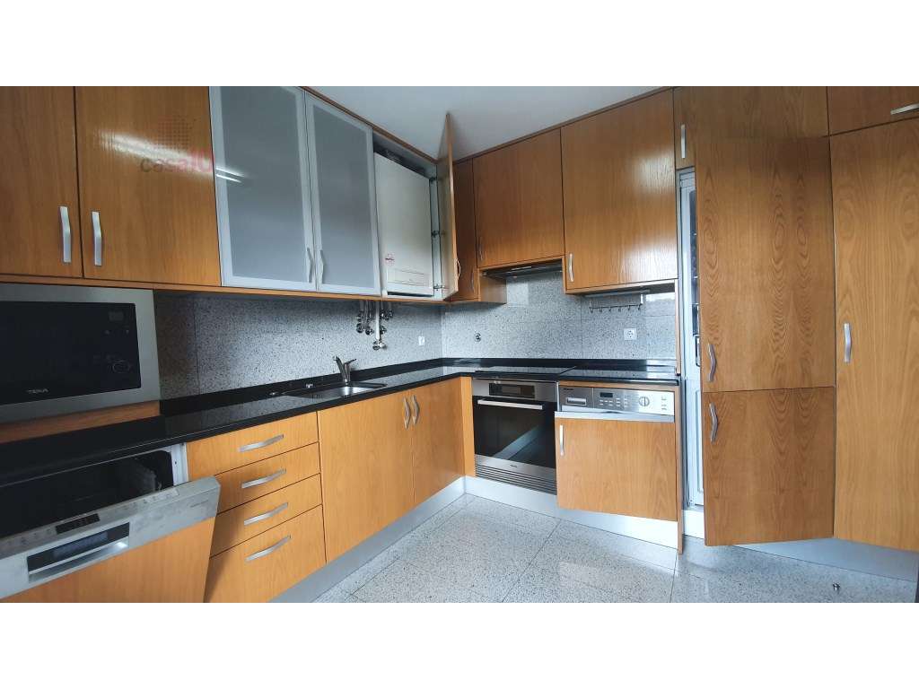 Arrenda-se apartamento T3 no centro da Expo, Lisboa - Grande imagem: 5/29