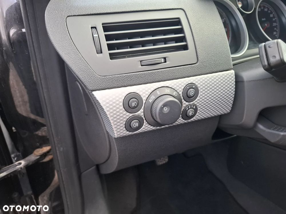 Opel Astra GTC 1.6 Easytronic Edition - 23