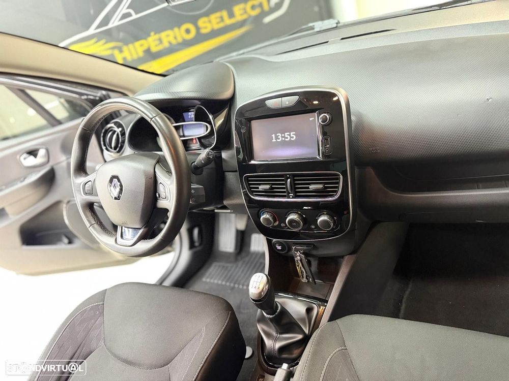 Renault Clio 0.9 TCe Limited - 28