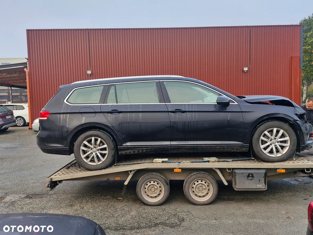 Volkswagen Passat 2.0 TDI SCR Comfortline - 5