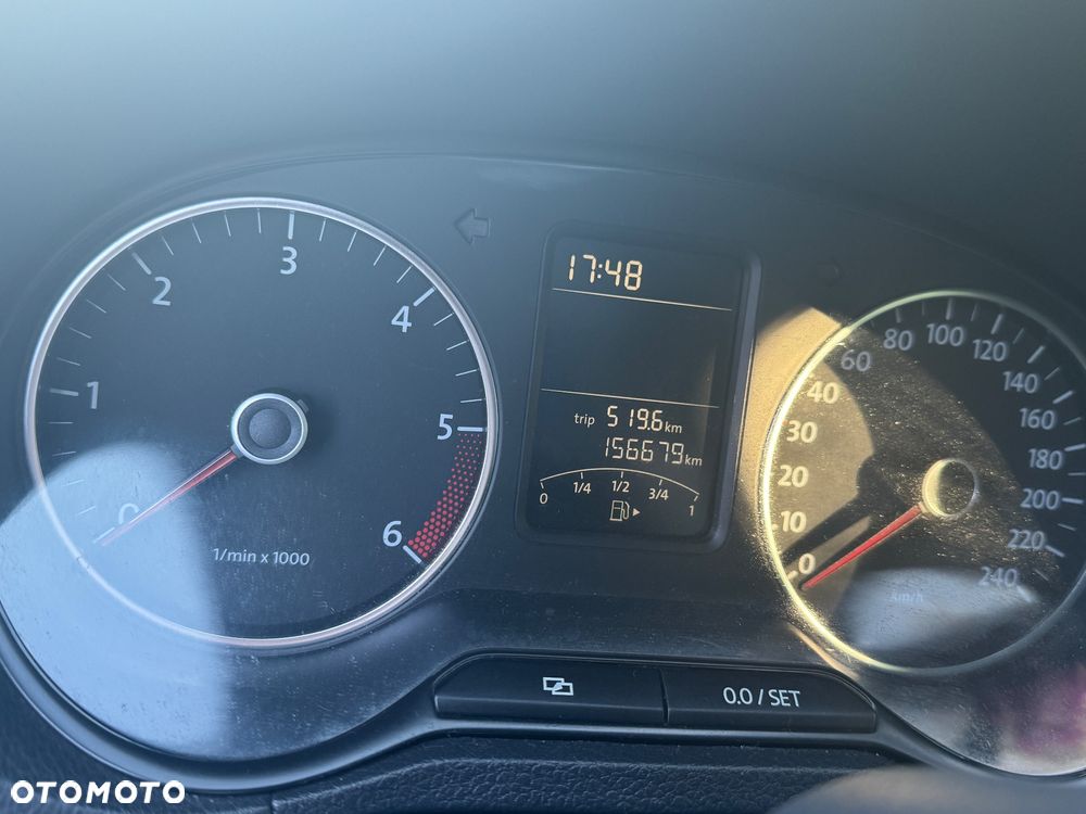 Volkswagen Polo 1.6 TDI DSG Highline - 10