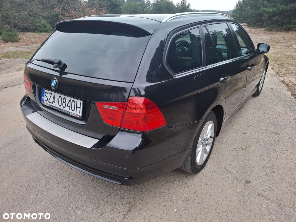 BMW Seria 3 318i - 7