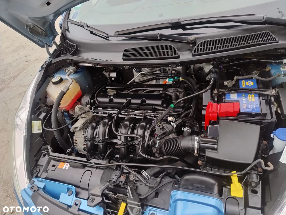 Ford Fiesta 1.4 Titanium - 35