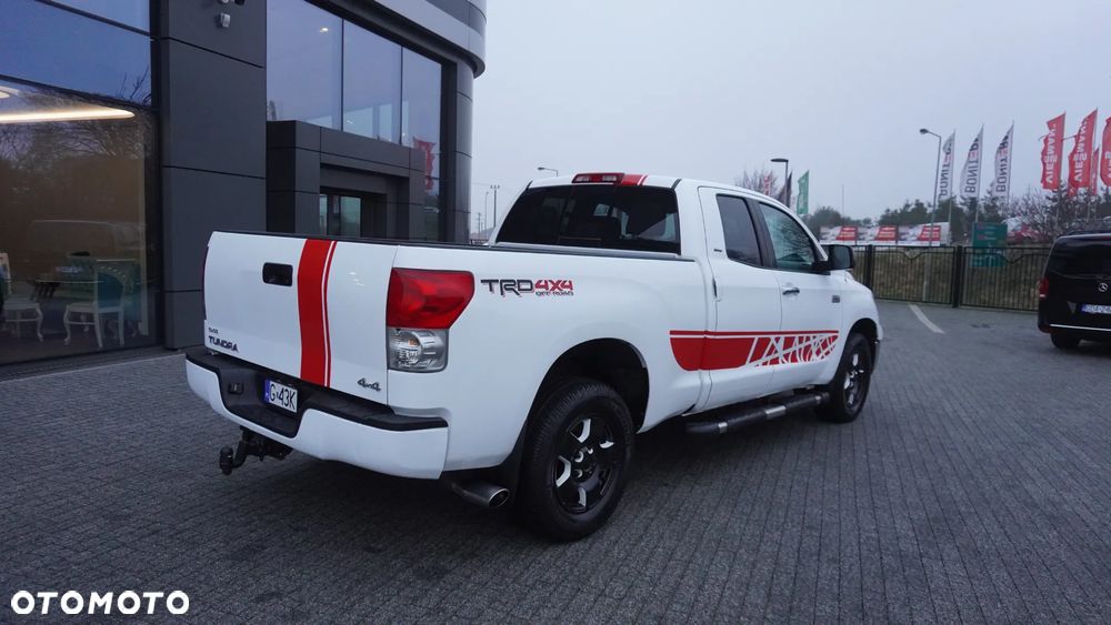 Toyota Tundra 5.7 4x4 Double Cab SR5 - 4