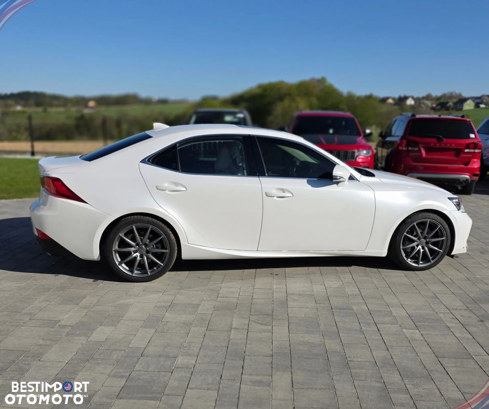 Lexus IS 200t / 300 Prestige - 7