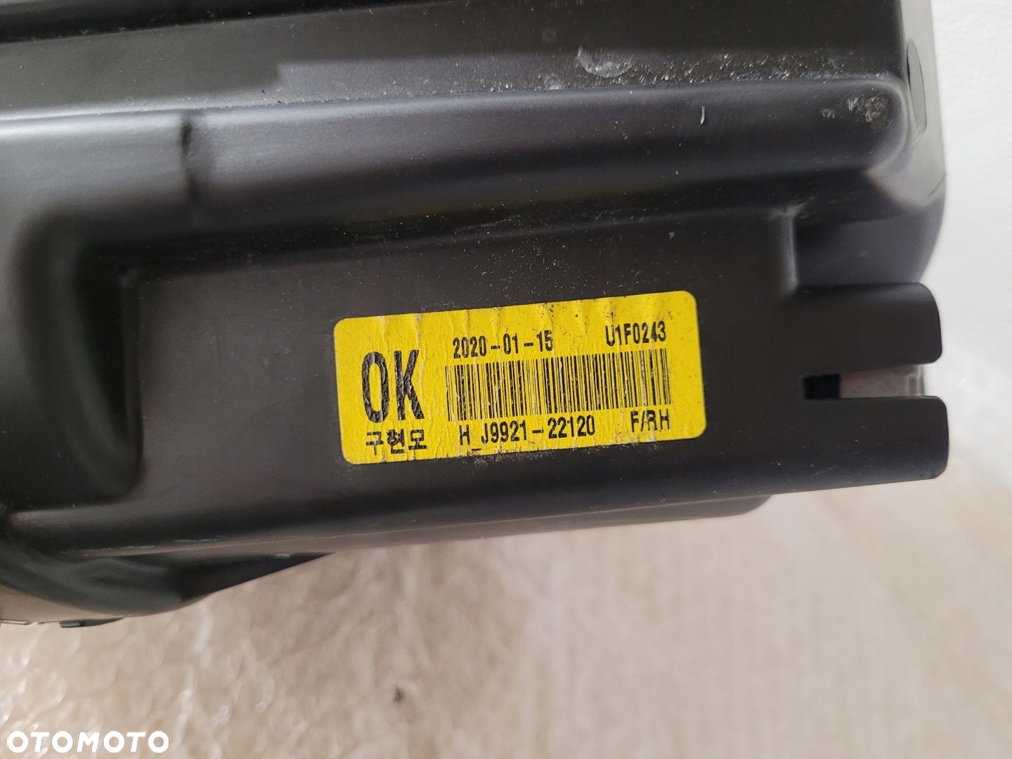 Hyundai Kona lampa przod full led prawa ladna - 7