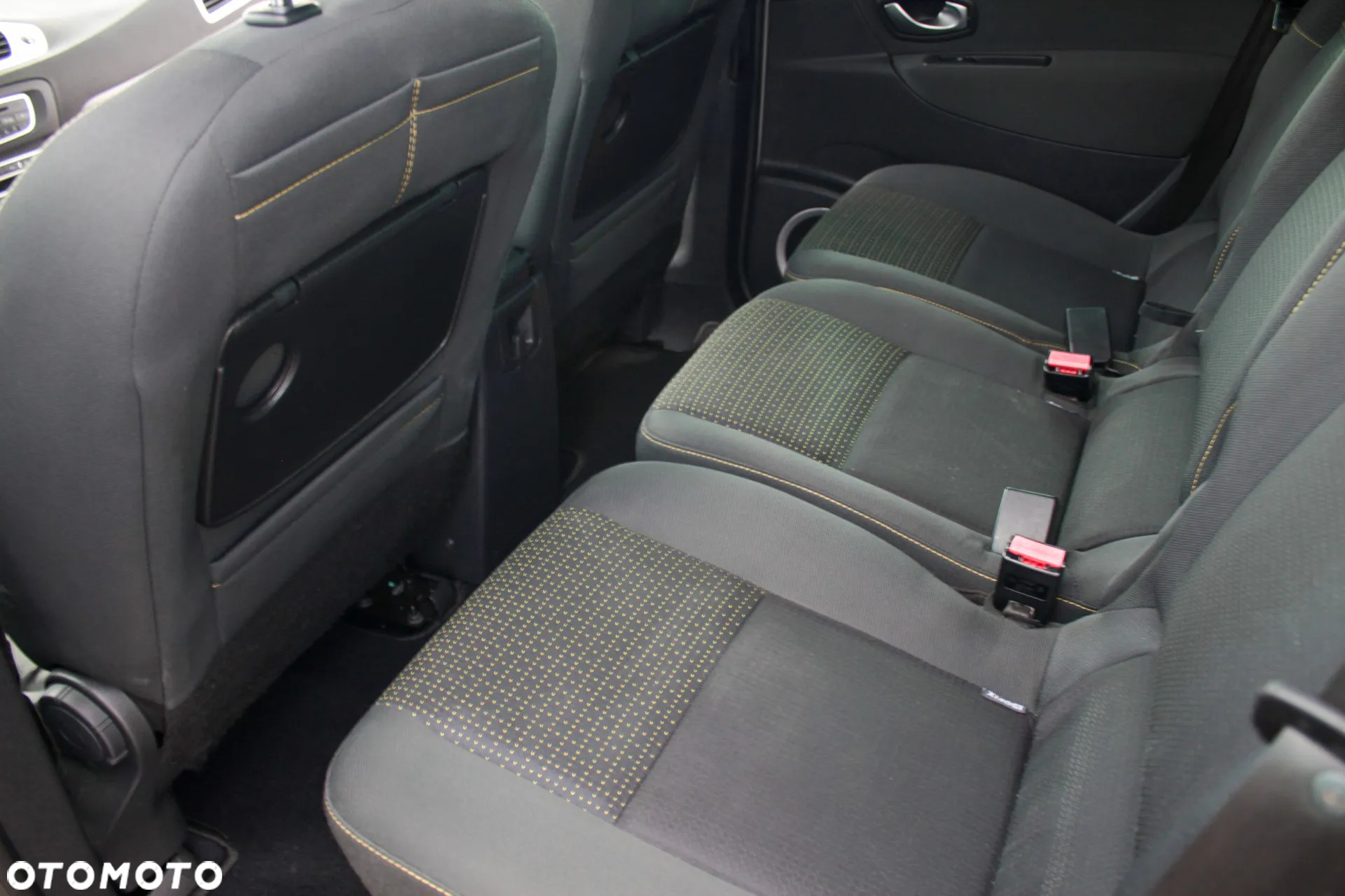 Renault Scenic 1.4 16V TCE Expression - 23