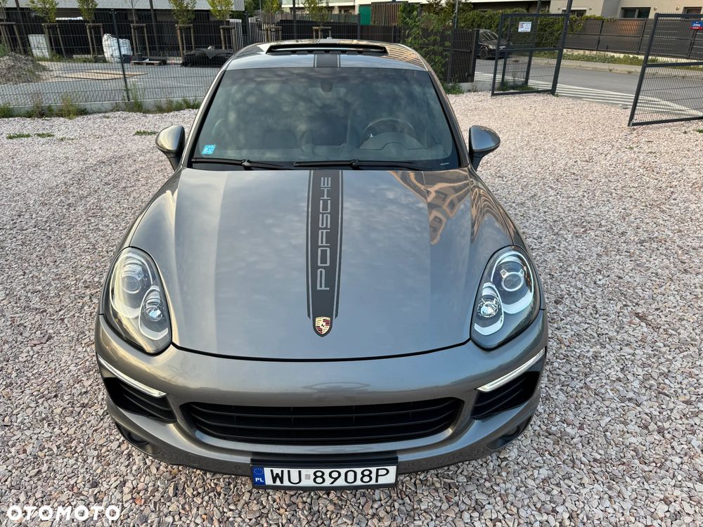 Porsche Cayenne Standard - 26