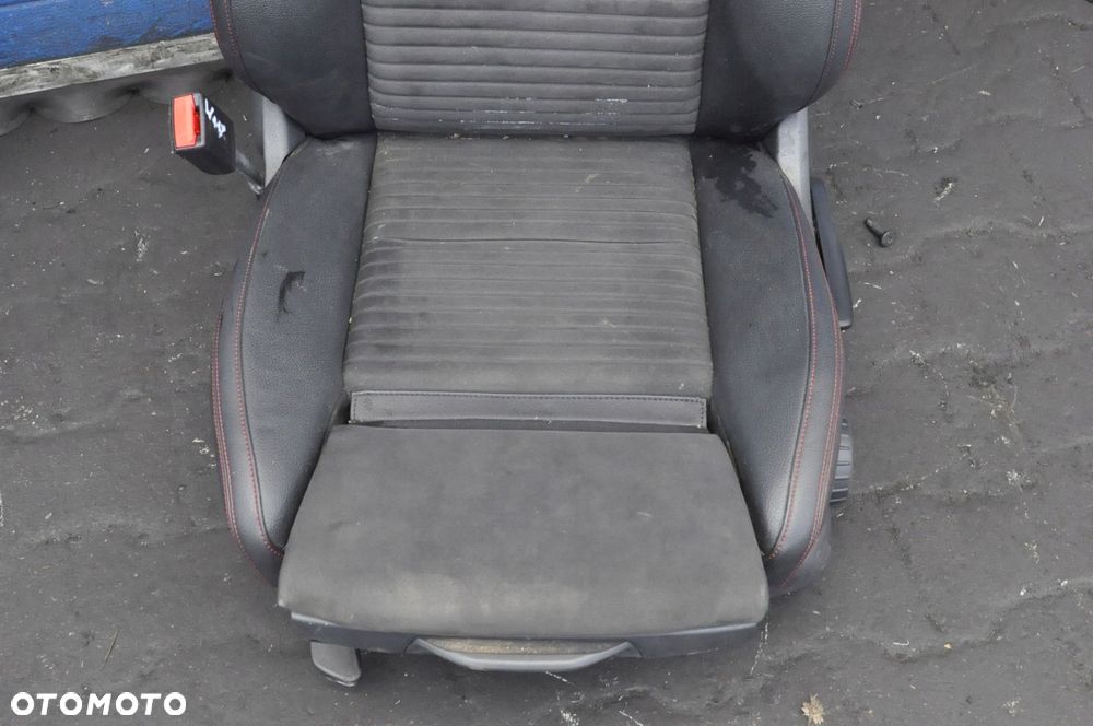 MERCEDES W117 FOTELE KANAPA BOCZKI SKÓRA - 12