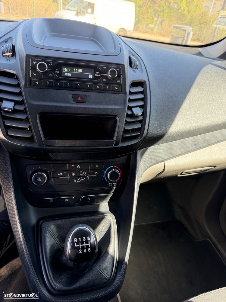 Ford Transit Connect - 8