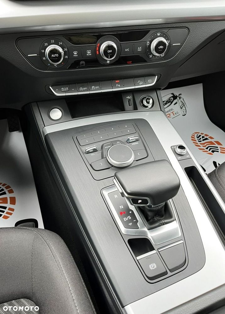 Audi Q5 35 TDI Quattro S tronic - 20