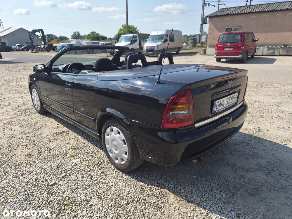 Opel Astra 1.6 - 5
