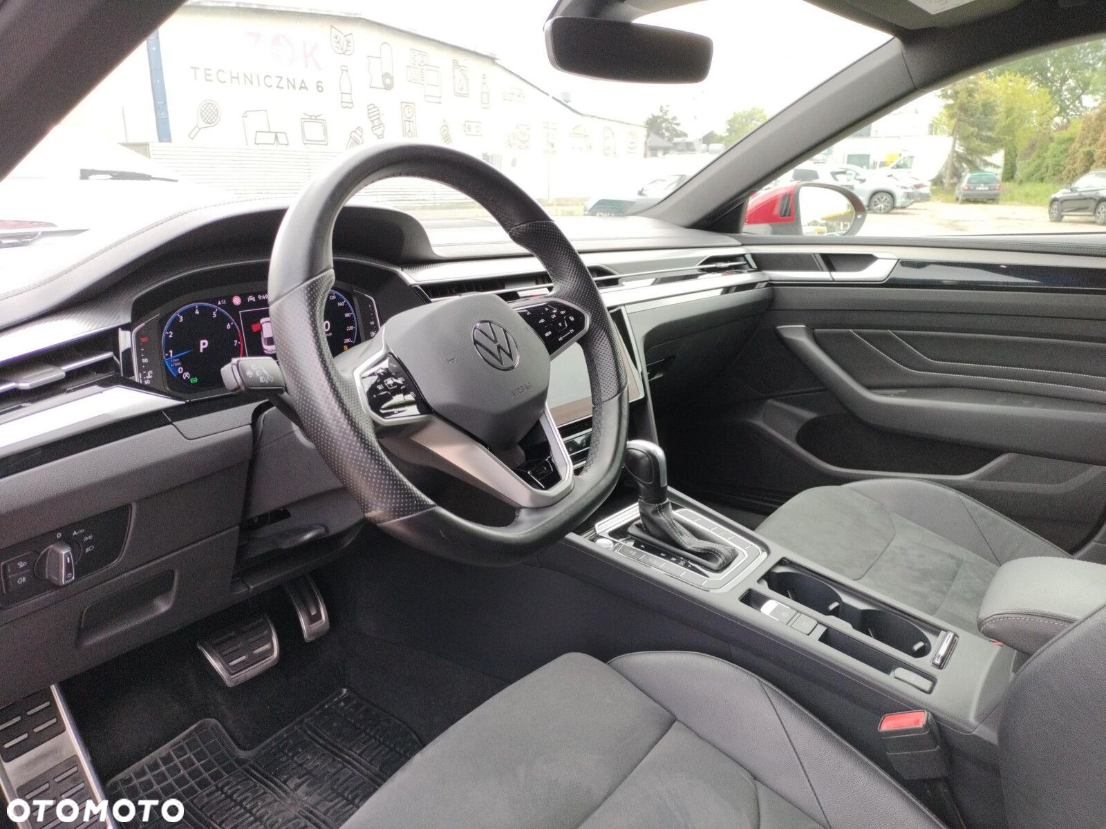 Volkswagen Arteon 2.0 TSI R-Line DSG - 9
