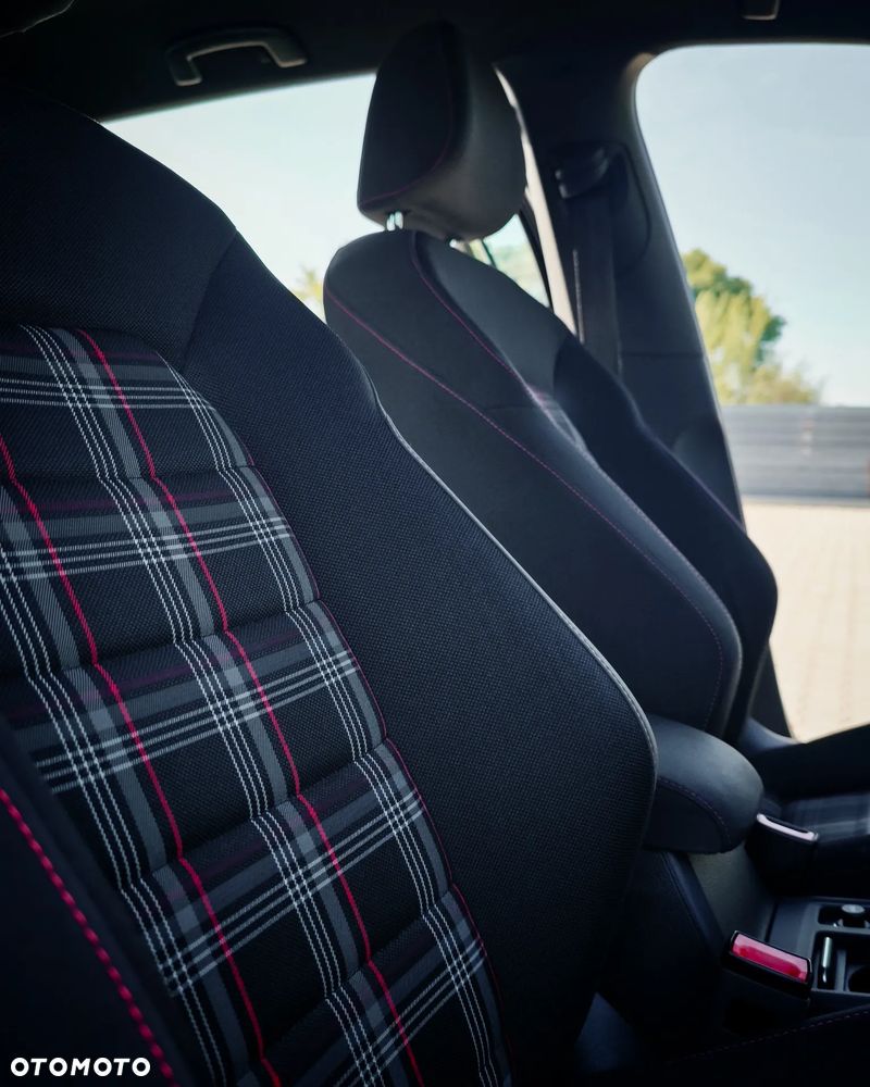 Volkswagen Golf 2.0 TSI BMT GTI Performance - 35