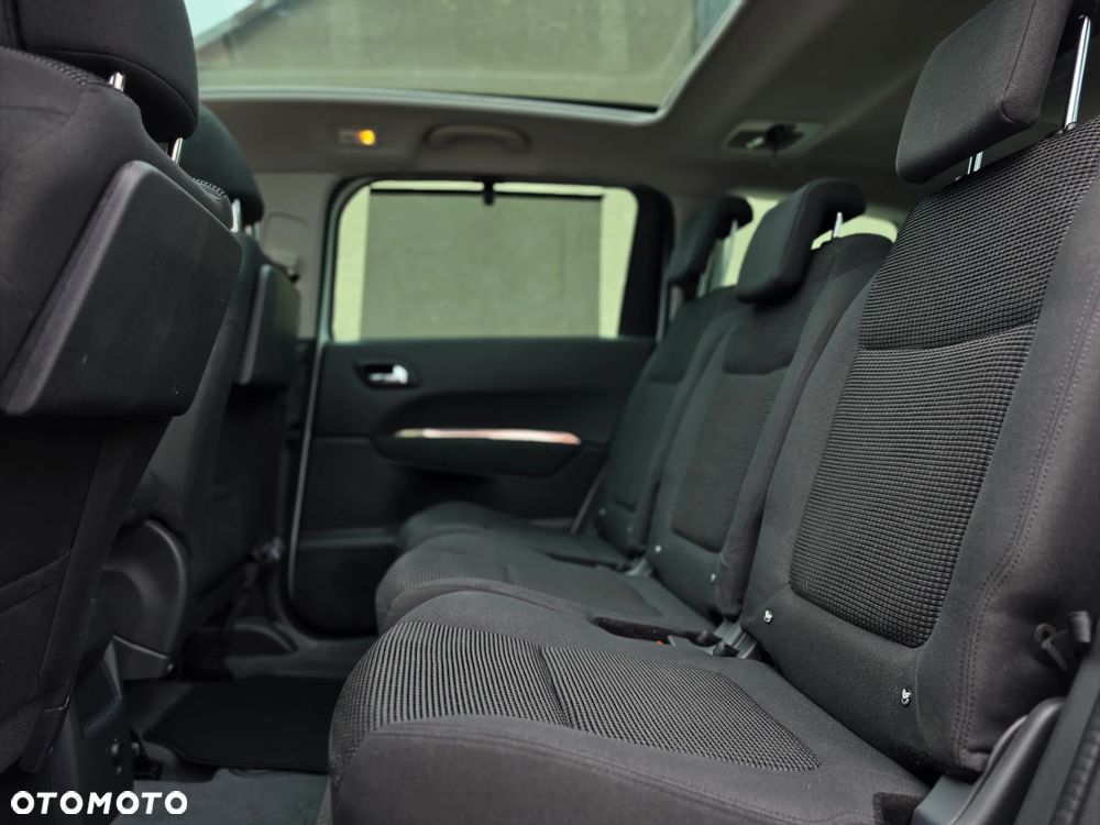 Peugeot 5008 - 13
