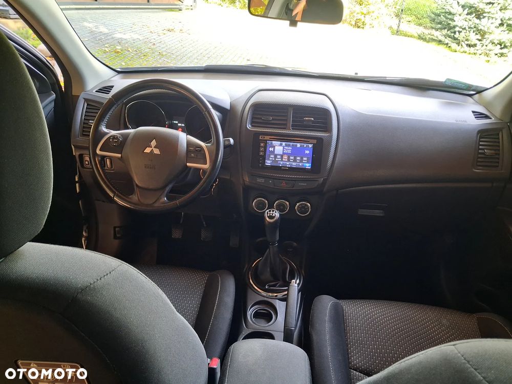 Mitsubishi ASX 1.6 Invite Navi - 12