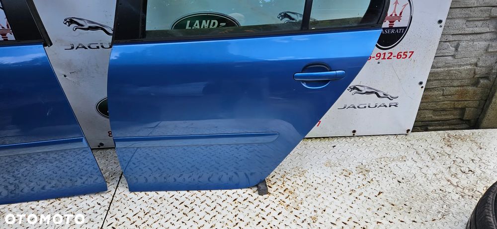 VW Golf V 1K  5 Drzwi tył prawy Drzwi tylne prawe Drzwi tył lewy Drzwi tylne lewe   BEZ RDZY ORYGINAŁ LAKIER - 16