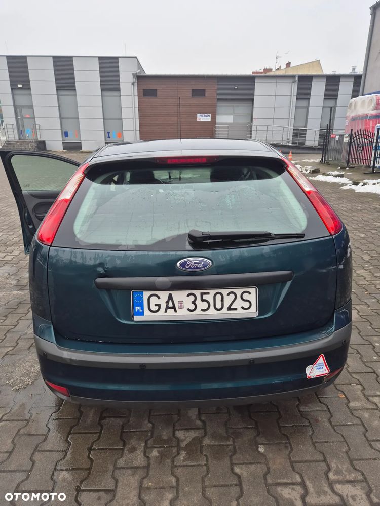 Ford Focus 1.6 TDCi Ambiente DPF - 3