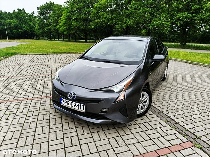 Toyota Prius - 2
