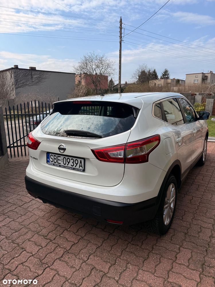 Nissan Qashqai - 4
