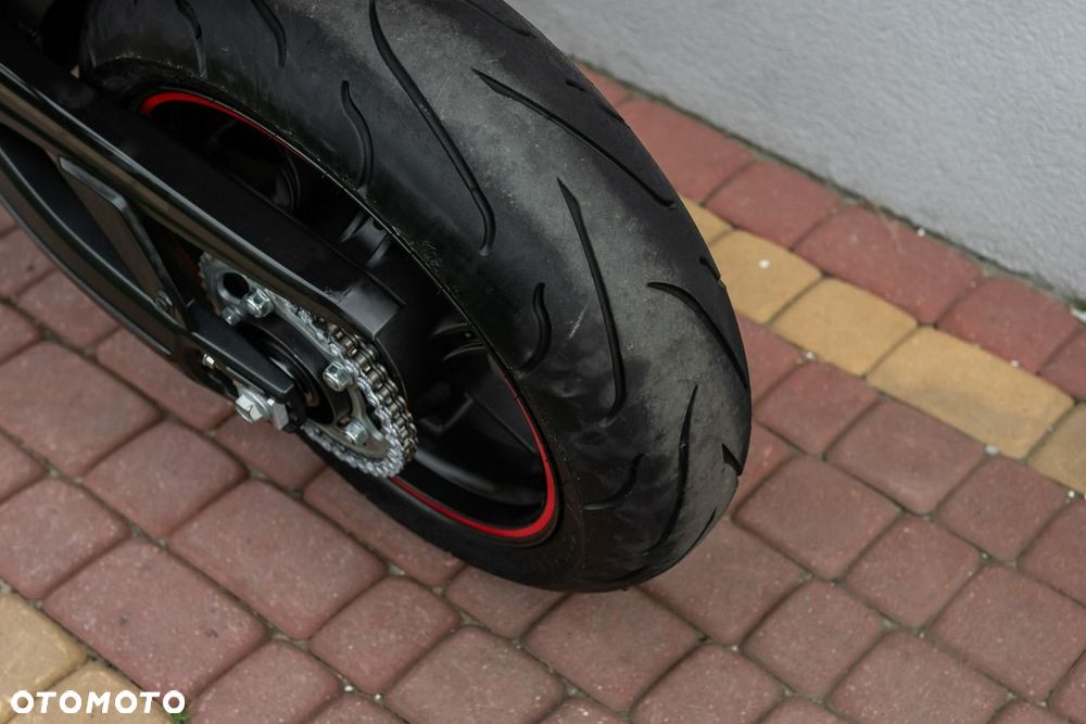 Honda CBR - 9