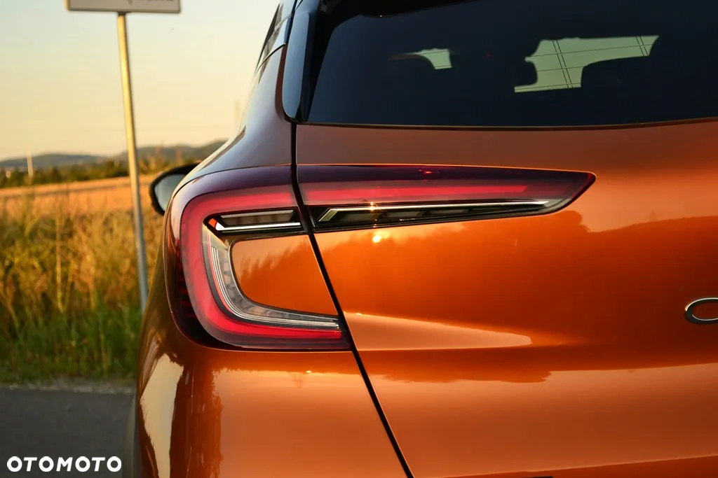 Renault Captur TCe 90 INTENS - 17