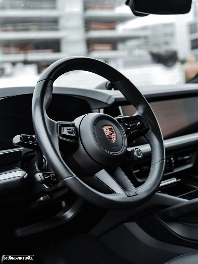 Porsche Cayenne Coupé E-Hybrid - 7