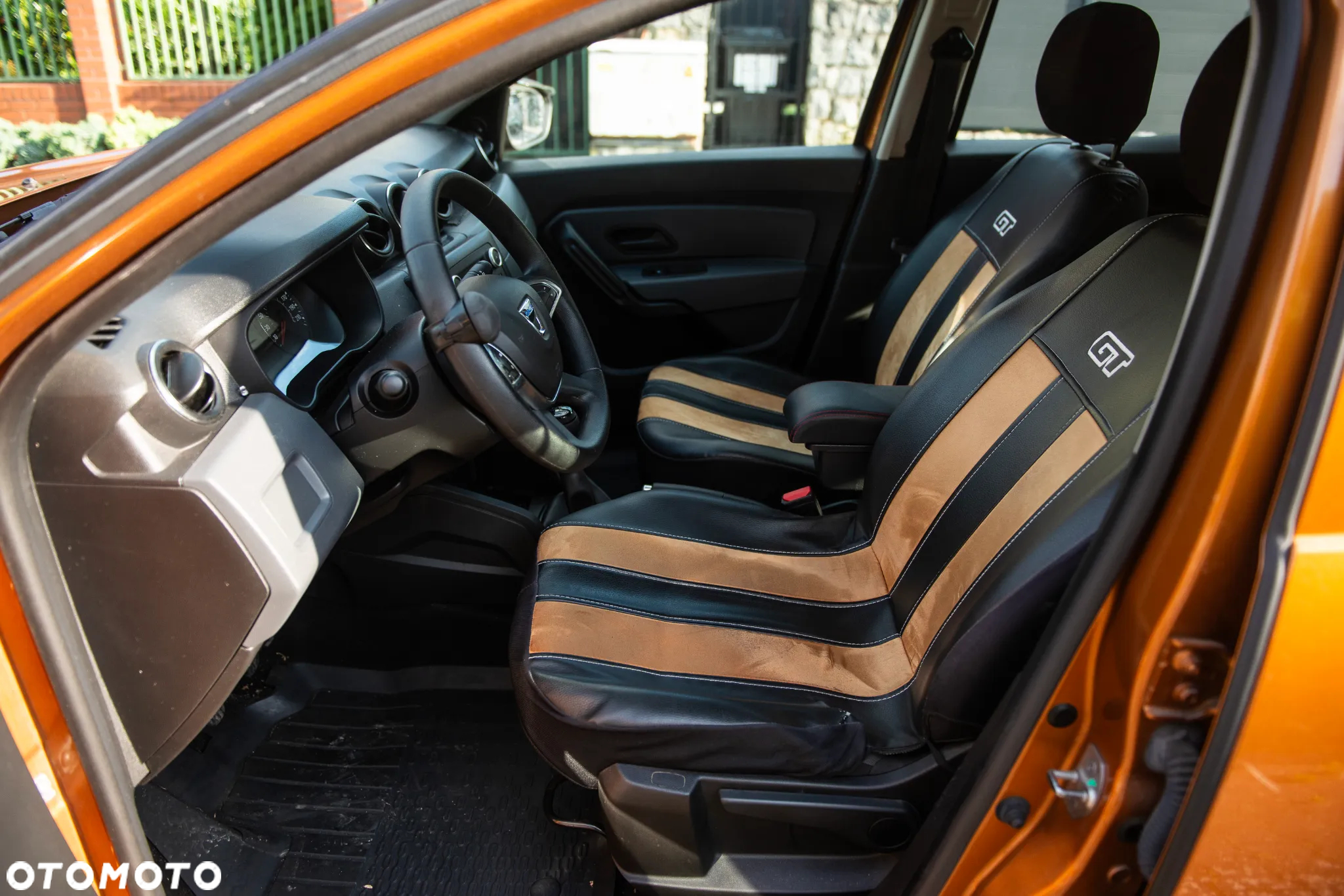 Dacia Duster 1.6 SCe Comfort - 18