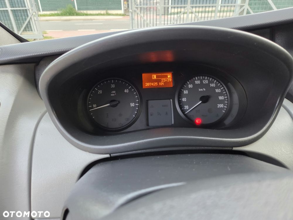 Opel VIVARO LONG KLIMA ORYGINAŁ PRZEBIEG SPRAWNY ZADBANY FULL OPCJA DOPOSAŻONY - 11