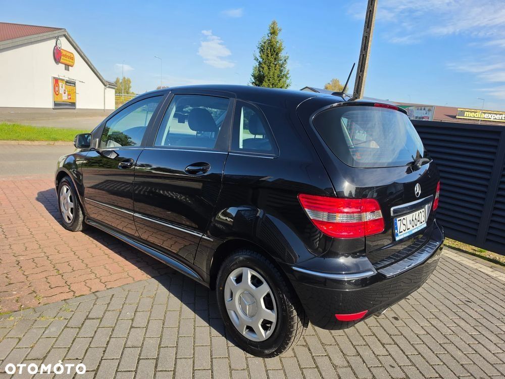 Mercedes-Benz Klasa B 160 BlueEff EU5 - 15